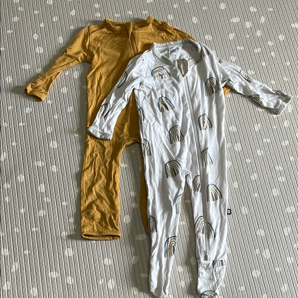 Kyte BABY White and Yellow Footies One Pieces